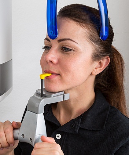 Woman receiving 3D CT scan